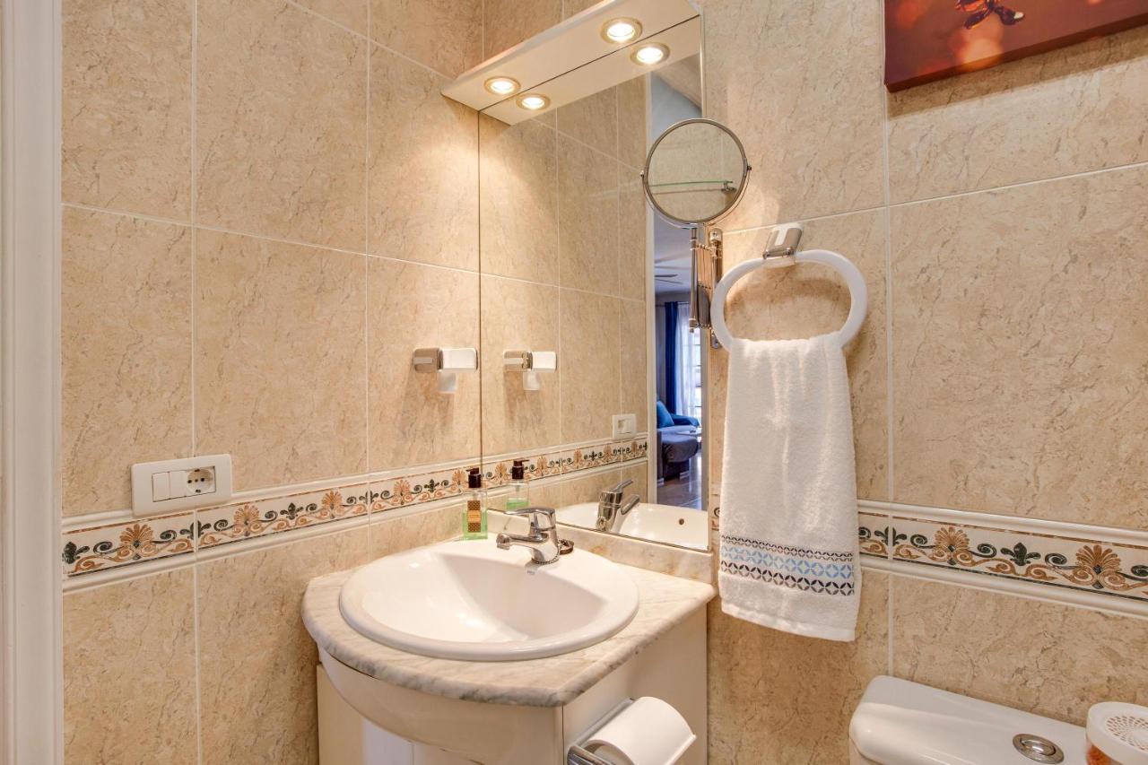 Apartamento กาเยาซัลวาเค ภายนอก รูปภาพ